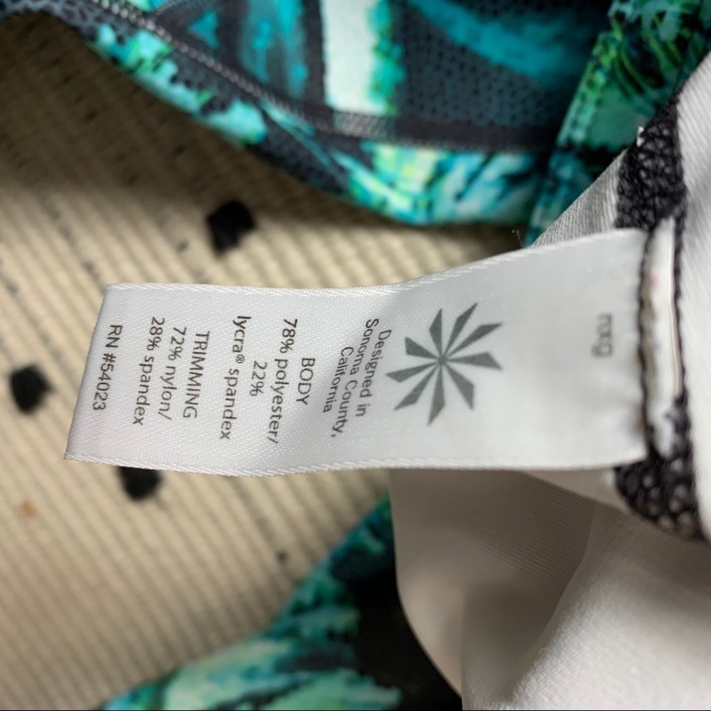 Athleta Tropical Palm Print Mesh Cropped Leggings - Picture 10 of 11